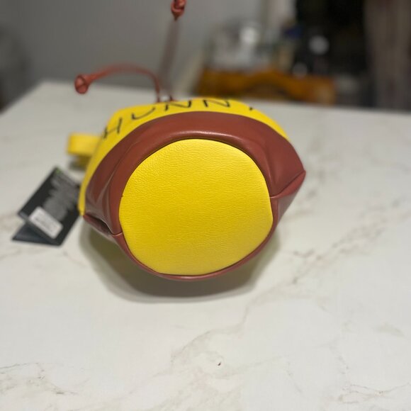 🍯 NWT Loungefly Winnie the Pooh Honey Pot Drawstring Crossbody Purse - Picture 5 of 8